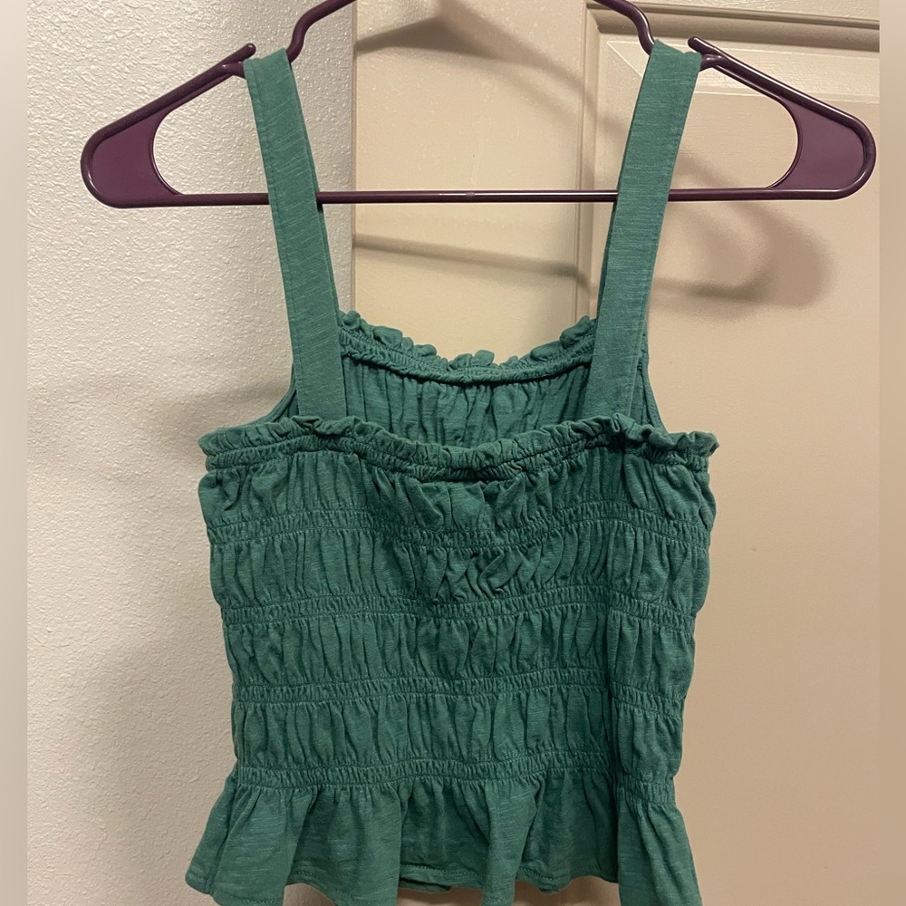 Universal Thread Green Smocked Ruffle Tank Top - Picture 3 of 4